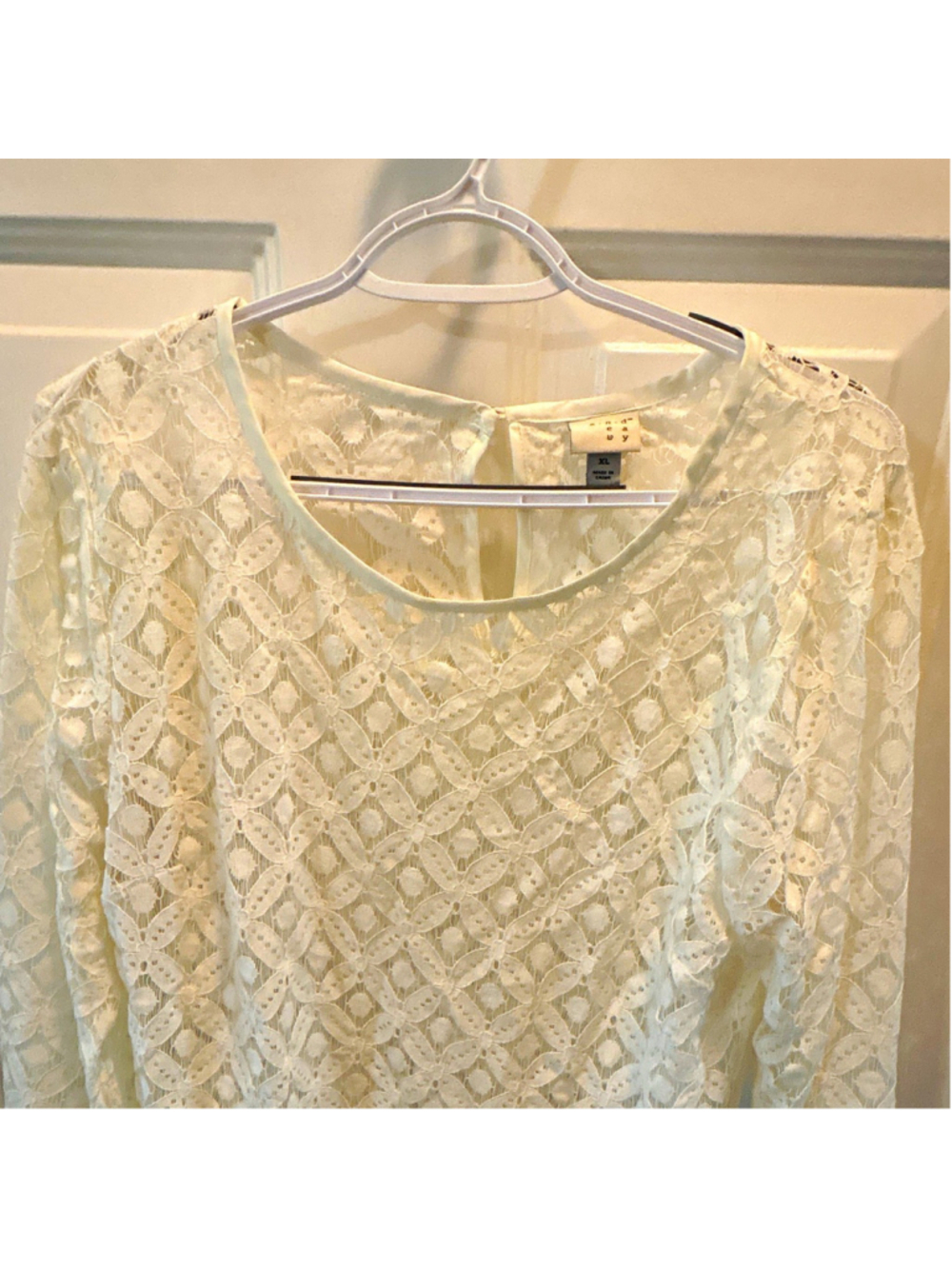 A New Day White Sheer Lace Long Sleeve Round Neck Button Blouse Women's XL